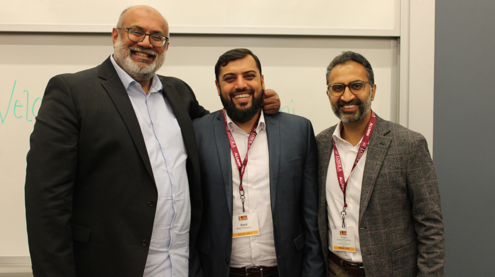 Alumni attend an event sponsored by the Muslim Affinity Network.