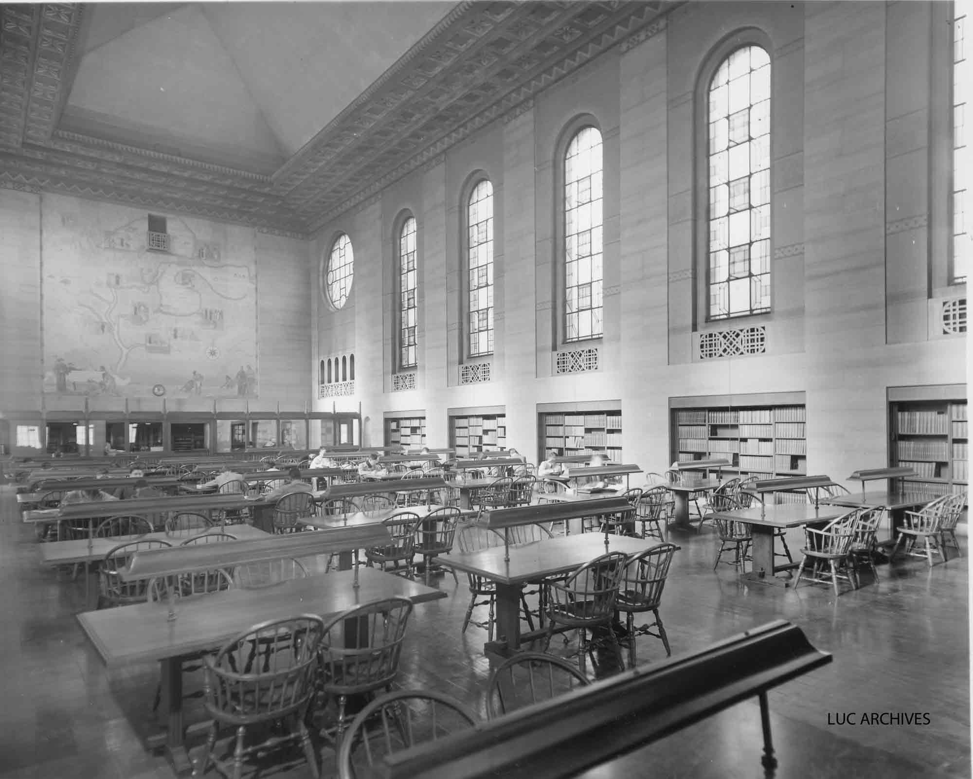 Cudahy Library reading room