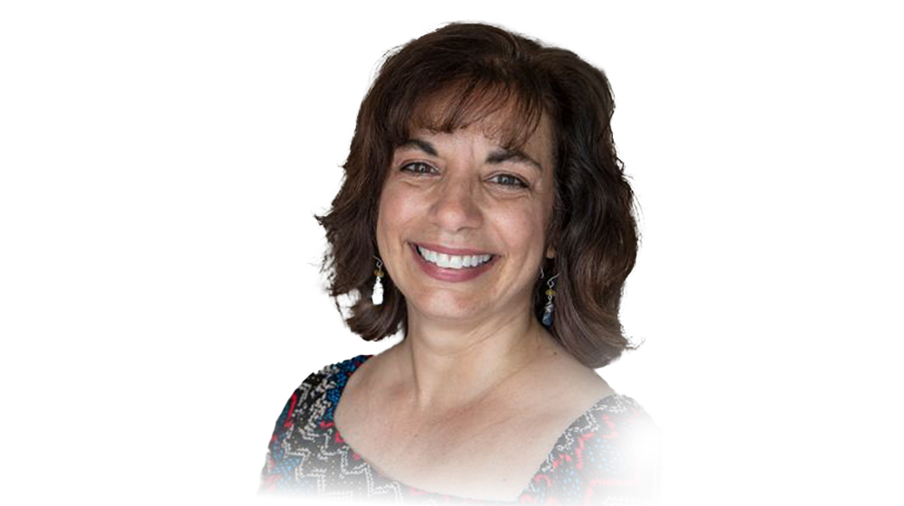 Nancy Caroina Headshot