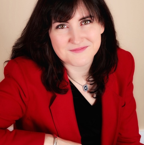 Bronwen McShea Headshot