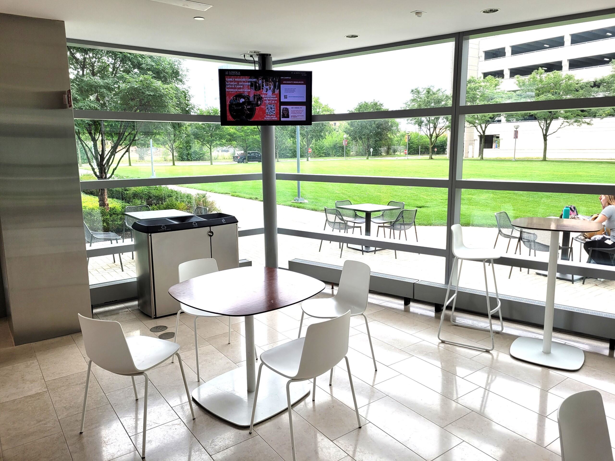 MNSON Cafe Digital Signage