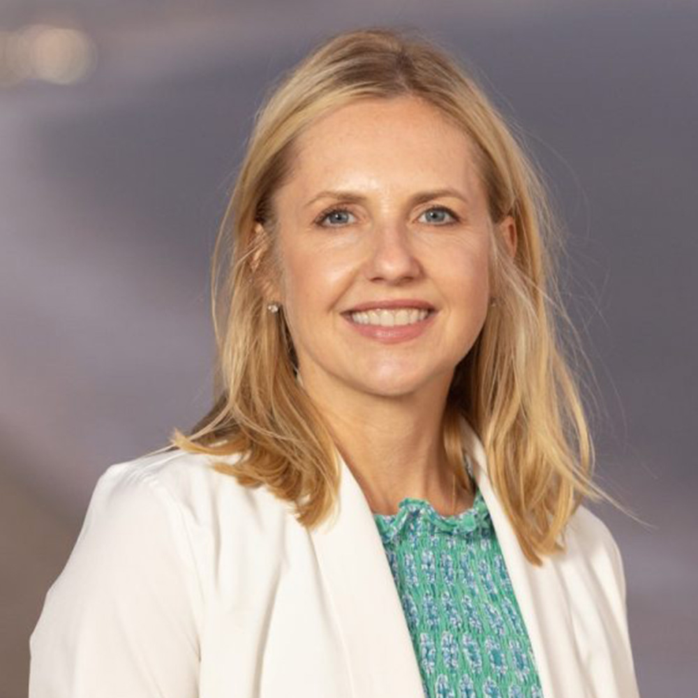 Jennifer Dixton