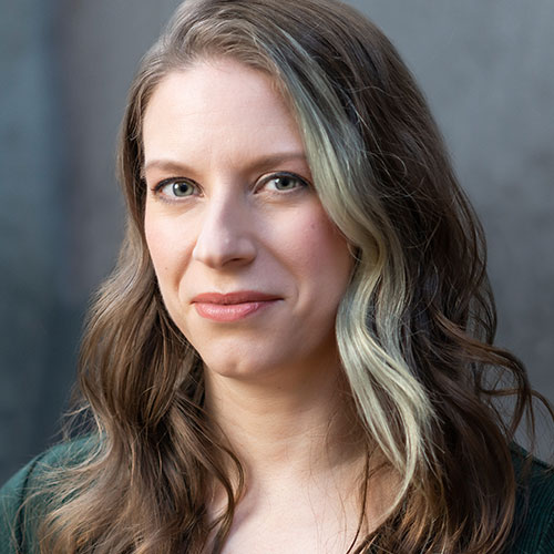 Kate Jakubas headshot