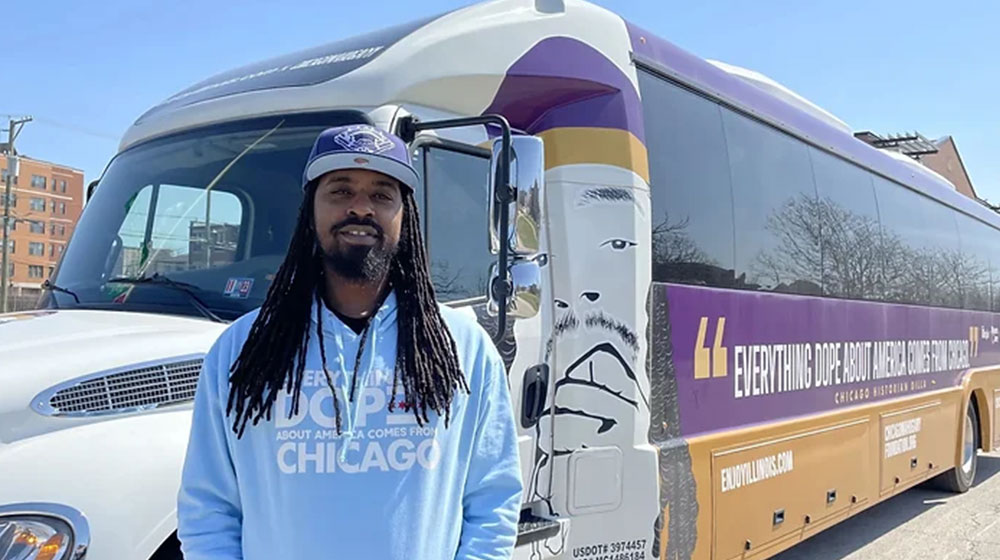 Dilla in front of tour bus