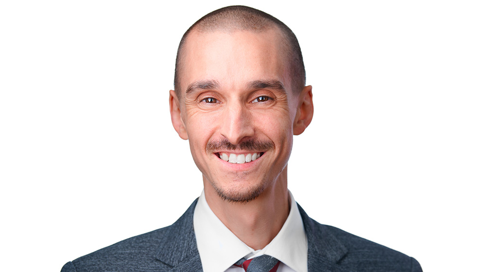 Headshot of Thomas DeBerge