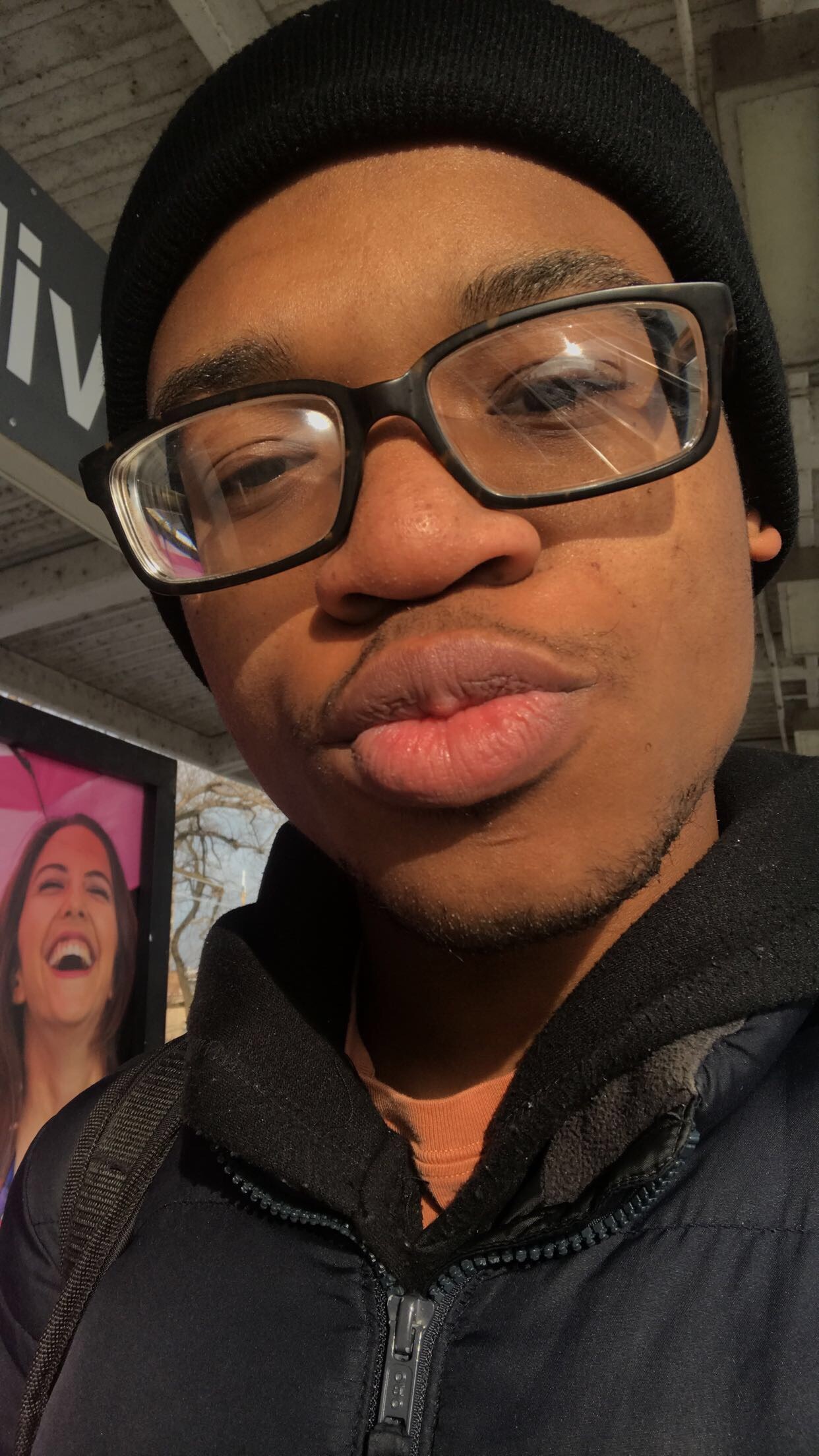 Selfie image of Nathan Petithomme wearing glasses