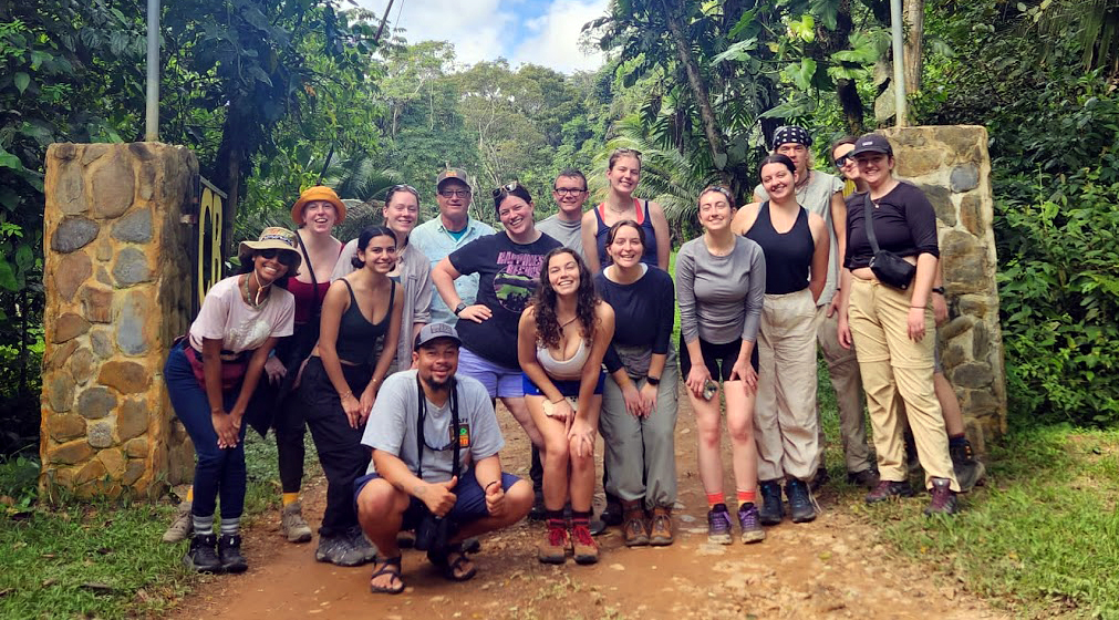 group photo of students in Belize