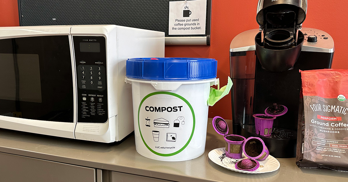 compost bucket